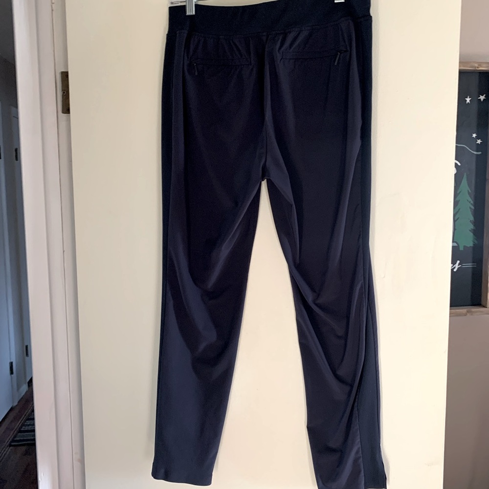 🌼 Athleta Brooklyn Ankle Pant in True Navy